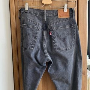 Dark grey Levi’s 501s — size 25